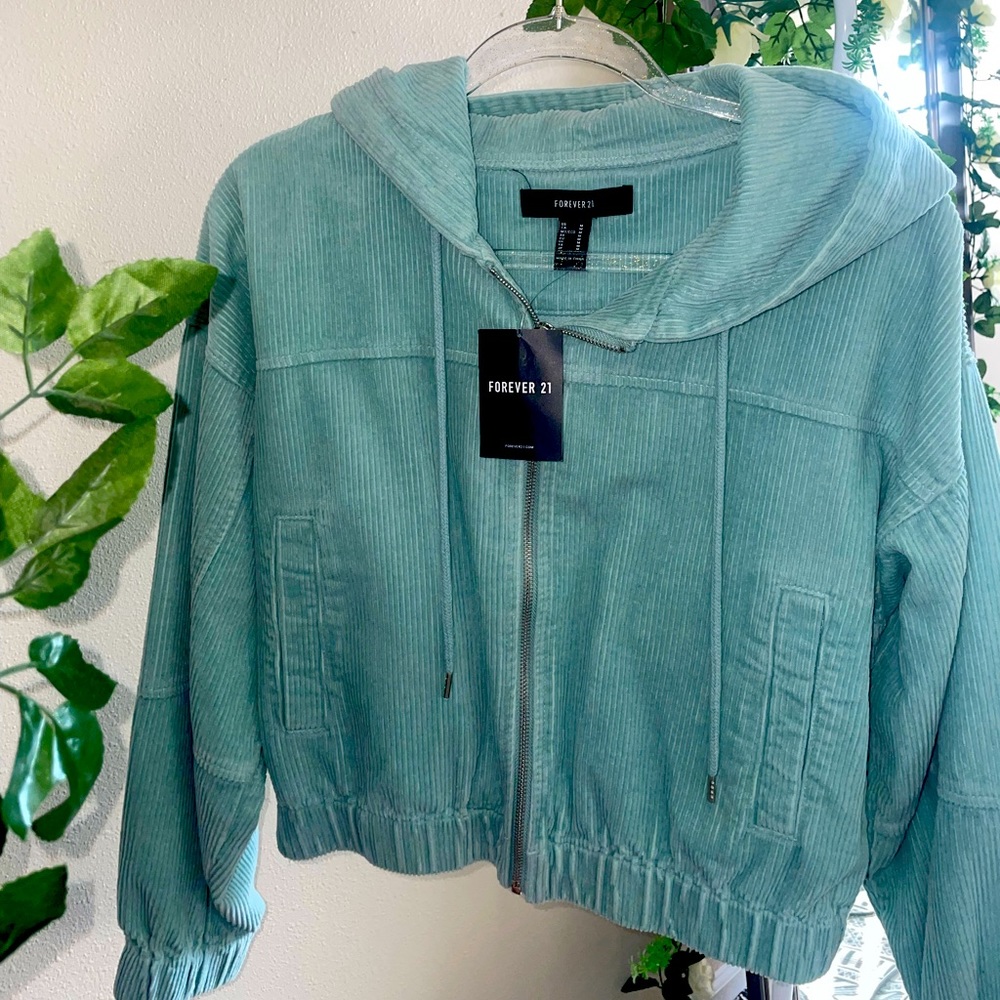Size M, forever 21, zip-up